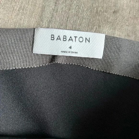 ARITZIA Babaton Taupe Brown Suede Mini Skirt Size 4 (Small) - Picture 2 of 5